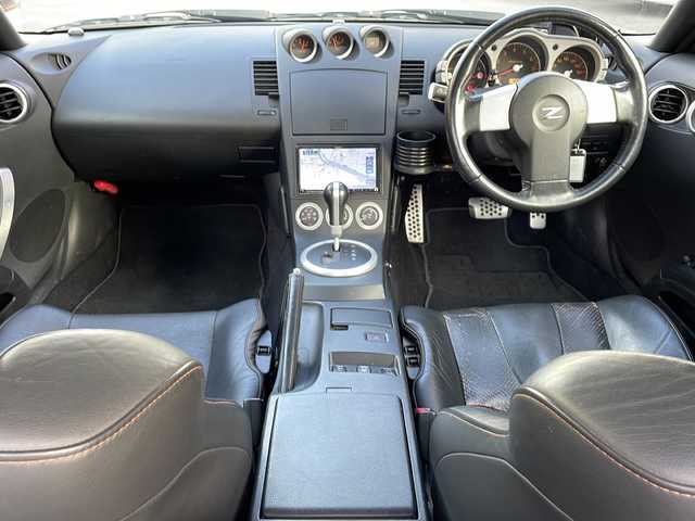 日産 フェアレディ Ｚ バージョンT 宮崎県 2004(平16)年 12.2万km ダイヤモンドシルバー SDナビ/フルセグテレビ/Bluetooth/CDチェンジャー/DVD再生可/ETC/LEDヘッドライト/パワーウィンドウ/パワーステアリング/TCS/マフラーＹｏｓｓｏ