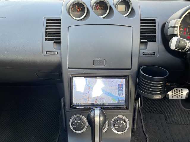 日産 フェアレディ Ｚ バージョンT 宮崎県 2004(平16)年 12.2万km ダイヤモンドシルバー SDナビ/フルセグテレビ/Bluetooth/CDチェンジャー/DVD再生可/ETC/LEDヘッドライト/パワーウィンドウ/パワーステアリング/TCS/マフラーＹｏｓｓｏ