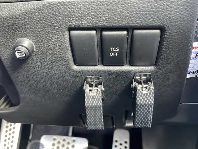 日産 フェアレディ Ｚ バージョンT 宮崎県 2004(平16)年 12.2万km ダイヤモンドシルバー SDナビ/フルセグテレビ/Bluetooth/CDチェンジャー/DVD再生可/ETC/LEDヘッドライト/パワーウィンドウ/パワーステアリング/TCS/マフラーＹｏｓｓｏ