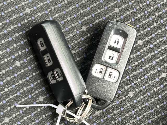 ホンダ Ｎ ＢＯＸ SSパッケージ 広島県 2015(平27)年 2.4万km プレミアムディープロッソパール 禁煙/CTBA/純正ナビ/バックカメラ/両側パワースライドドア/スマートキー/スペアキー/純正アルミホイール/ステアリングスイッチ/純正フロアマット/ドアバイザー/ヘッドライトレベライザー