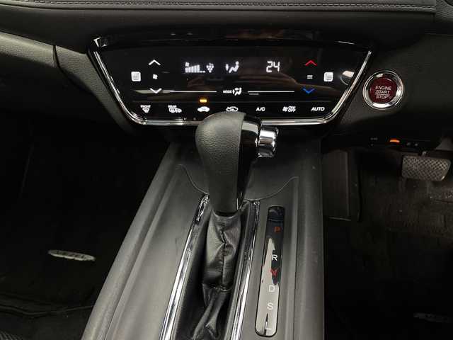 ホンダ ヴェゼル ハイブリッド Z ホンダセンシング 新潟県 2020(令2)年 3.6万km パール ホンダセンシング/純正インターナビ/フルセグTV/Bluetooth/バックカメラ/フロントカメラ/レーダークルーズコントロール/LEDオートライト/ハーフレザーシート/シートヒーター/純正17インチアルミホイール/ルーフレール/パドルシフト/ステアリングリモコン/純正ラバーマット/チップアップシート/前後ドラレコ/電格ミラー/ウィンカーミラー/スマートキー/ビルトインETC