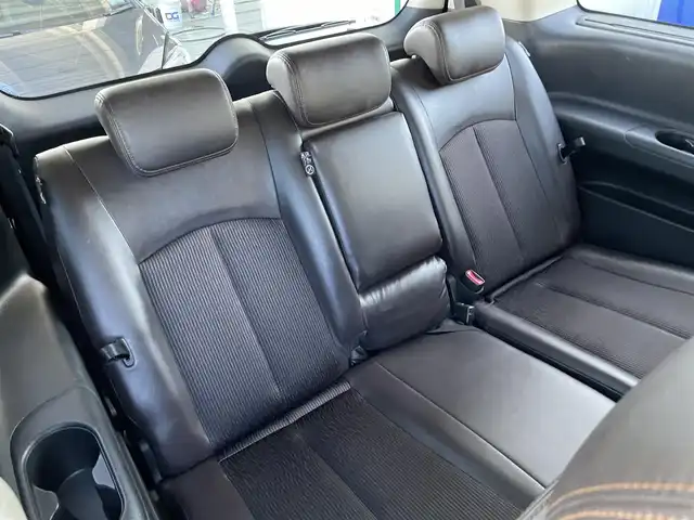 日産 エルグランド 250ハイウェイスターS 東京都 2023(令5)年 4.3万km 黒 4WD/純正ナビ/バックカメラ/Bluetooth/両側パワースライドドア/LEDヘッドライト/ETC/衝突被害軽減ブレーキ/レーンキープアシスト/クルーズコントロール/前後コーナーセンサー/オートライト/ハーフレザーシート/スマートキー