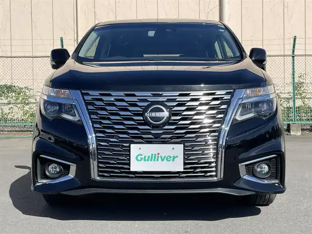 日産 エルグランド 250ハイウェイスターS 東京都 2023(令5)年 4.3万km 黒 4WD/純正ナビ/バックカメラ/Bluetooth/両側パワースライドドア/LEDヘッドライト/ETC/衝突被害軽減ブレーキ/レーンキープアシスト/クルーズコントロール/前後コーナーセンサー/オートライト/ハーフレザーシート/スマートキー