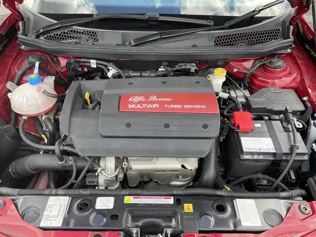 アルファロメオ ジュリエッタ スーパー 栃木県 2018(平30)年 1.9万km 赤 茶革シート/パワーシート/シートヒーター/ナビ　AVIC-RZ801/フルセグTV/DVD/CD/ETC/キセノンヘッドライト/オートライト/バックソナー/クルーズコントロール