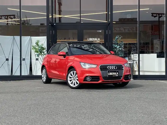 アウディ Ａ１ スポーツバック 1．4TFSI 福岡県 2014(平26)年 8.3万km 赤Ⅱ 純正ナビ/フルセグ/ETC/オートライト/前後ドラレコ/パドルシフト