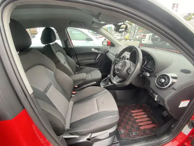 アウディ Ａ１ スポーツバック 1．4TFSI 福岡県 2014(平26)年 8.3万km 赤Ⅱ 純正ナビ/フルセグ/ETC/オートライト/前後ドラレコ/パドルシフト