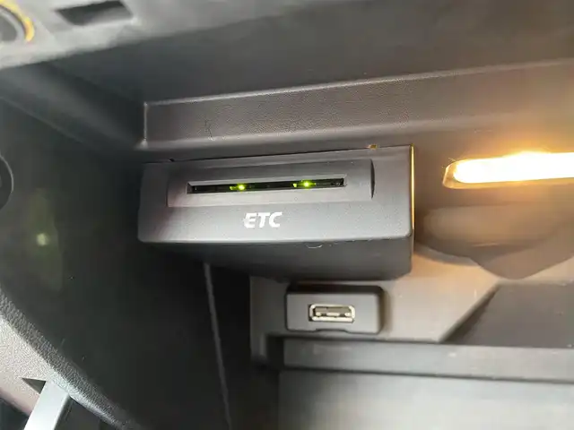 アウディ Ａ１ スポーツバック 1．4TFSI 福岡県 2014(平26)年 8.3万km 赤Ⅱ 純正ナビ/フルセグ/ETC/オートライト/前後ドラレコ/パドルシフト