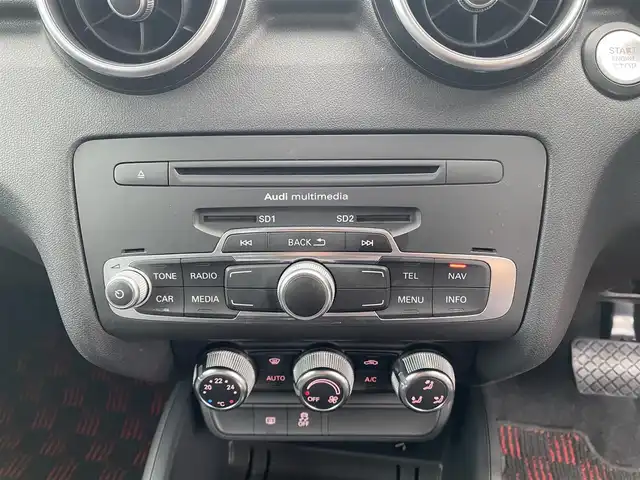 アウディ Ａ１ スポーツバック 1．4TFSI 福岡県 2014(平26)年 8.3万km 赤Ⅱ 純正ナビ/フルセグ/ETC/オートライト/前後ドラレコ/パドルシフト