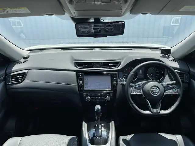 日産 エクストレイル 20Xi 滋賀県 2019(令1)年 4.4万km ブリリアントホワイトパール パートタイム４WD/純正９型ナビ　/・Bluetooth/フルセグ/・CD/DVD/全周囲カメラ/革巻きステアリング/ステアリングリモコン/ビルトインETC/前後ドライブレコーダー/デジタルインナーミラー/パワーバックドア/オーテック１９インチＡＷ/ブラックグリル/ブラックミラーカバー/カプロンシート/オートブレーキホールド/プロパイロット/・シャシー制御/・エマージェンシーブレーキ/・後側方車両検知/LEDオートライト/フォグライト/スマートキー