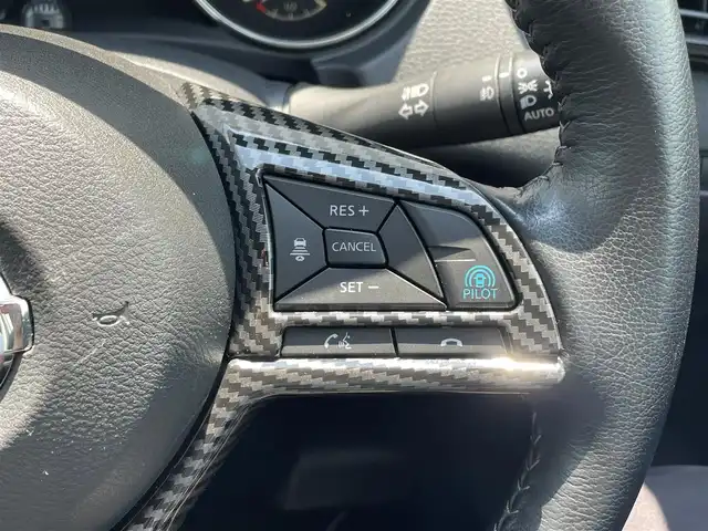 日産 エクストレイル 20Xi 滋賀県 2019(令1)年 4.4万km ブリリアントホワイトパール パートタイム４WD/純正９型ナビ　/・Bluetooth/フルセグ/・CD/DVD/全周囲カメラ/革巻きステアリング/ステアリングリモコン/ビルトインETC/前後ドライブレコーダー/デジタルインナーミラー/パワーバックドア/オーテック１９インチＡＷ/ブラックグリル/ブラックミラーカバー/カプロンシート/オートブレーキホールド/プロパイロット/・シャシー制御/・エマージェンシーブレーキ/・後側方車両検知/LEDオートライト/フォグライト/スマートキー