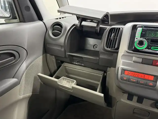 ダイハツ タント X 三重県 2012(平24)年 13.8万km パールホワイトⅢ ガソリン/FF/インパネCVT/KENWOOD CD/MDチューナー（AM/FM/AUX対応）/片側パワースライドドア/安全/・ABS（電子制動力配分制御付）/・運転席・助手席エアバッグ/装備/・オートエアコン/・キーフリーシステム/・スマートキー/・エコアイドル（アイドリングストップ）/・純正ホイールキャップ＆14インチスチールホイール