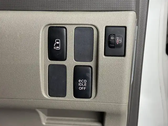 ダイハツ タント X 三重県 2012(平24)年 13.8万km パールホワイトⅢ ガソリン/FF/インパネCVT/KENWOOD CD/MDチューナー（AM/FM/AUX対応）/片側パワースライドドア/安全/・ABS（電子制動力配分制御付）/・運転席・助手席エアバッグ/装備/・オートエアコン/・キーフリーシステム/・スマートキー/・エコアイドル（アイドリングストップ）/・純正ホイールキャップ＆14インチスチールホイール