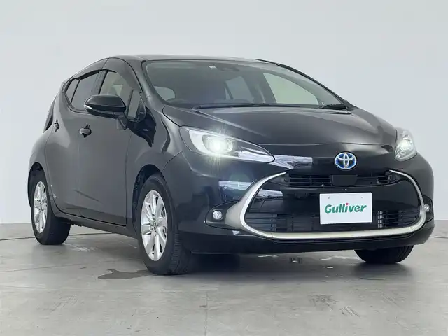 トヨタ アクア Z 愛知県 2022(令4)年 1.6万km ブラックマイカ 純正9型ディスプレイオーディオ/フルセグTV/アクティブクルーズコントロール/ビルトインETC/全方位カメラ/100V電源/トヨタセーフティセンス/レーンキープアシスト/コーナーセンサー/LEDヘッドライト/オートライト/オートハイビーム/純正15インチアルミホイール/取扱説明書/スマートキー/スペアキー
