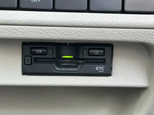 スズキ ラパン ＬＣ X 島根県 2023(令5)年 1.4万km フォーンベージュメタリック/アーバンブラウン 2トーン ワンオーナー/純正ディスプレイオーディオ/(AM/FM/USB/Bluetooth)/バックカメラ/ビルトインETC/リアパーキングセンサー/車線逸脱警報/デュアルカメラカメラブレーキサポート/横滑り防止装置/革巻きステアリング/ステアリングスイッチ/プッシュスタート/スマートキー/純正フロアマット/ドアバイザー/純正14インチアルミホイール/取扱説明書/保証書
