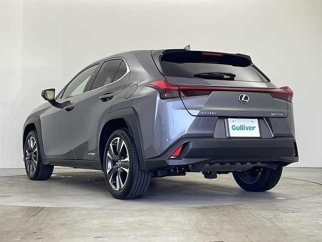レクサス ＵＸ 250h バージョンL 秋田県 2022(令4)年 1.1万km マーキュリーグレーマイカ ４ＷＤ/純正メモリナビ/（CD/DVD/フルセグTV/BT/ACP/AA)/全方位カメラ/レーダークルーズコントロール/レザーシート/パワーシート（D/N席)/シートヒーター（D/N席)/シートベンチレーション（D/N席)/ステアリングヒーター/パドルシフト/パワーバックドア/オートライト/オートハイビーム/ブレーキホールド/純正フロアマット/スマートキー/スペアキー/前後ドライブレコーダー/ＥＴＣ２．０/取扱説明書/保証書