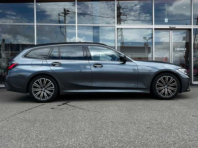 ＢＭＷ ３２０ｄ 富山県 2020(令2)年 6.6万km グレー HDDナビ/AM/FMラジオ/Bluetooth接続/Screen Mirroring/360°カメラ/D/N席パワーシート/D/N席シートヒーター/ワイヤレス充電/ヘッドアップディスプレイ/前後ドラレコ/純正18インチAW/アイドリングストップ/プッシュスタート/ETC2.0/パークアシスト/横滑り防止/純正LEDヘッドライト
