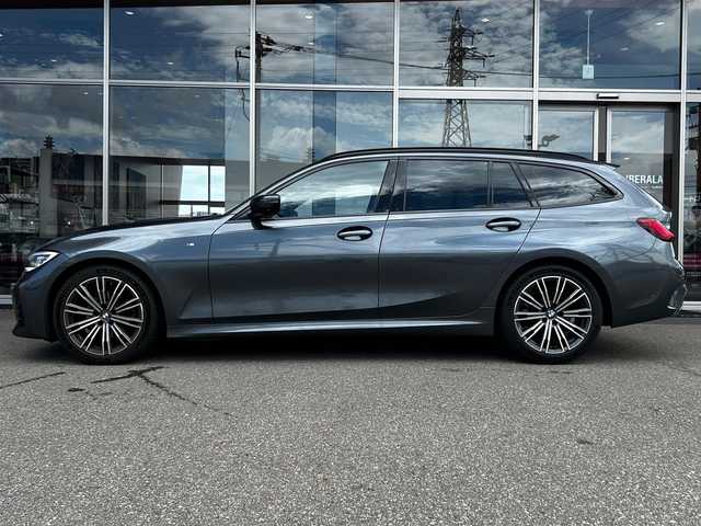 ＢＭＷ ３２０ｄ 富山県 2020(令2)年 6.6万km グレー HDDナビ/AM/FMラジオ/Bluetooth接続/Screen Mirroring/360°カメラ/D/N席パワーシート/D/N席シートヒーター/ワイヤレス充電/ヘッドアップディスプレイ/前後ドラレコ/純正18インチAW/アイドリングストップ/プッシュスタート/ETC2.0/パークアシスト/横滑り防止/純正LEDヘッドライト