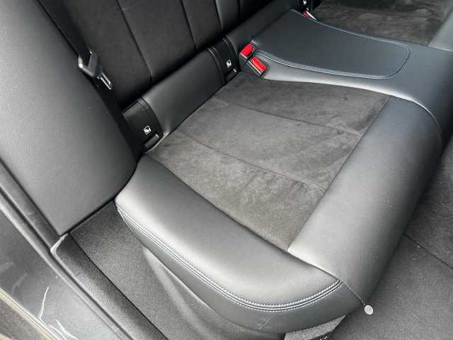 ＢＭＷ ３２０ｄ 富山県 2020(令2)年 6.6万km グレー HDDナビ/AM/FMラジオ/Bluetooth接続/Screen Mirroring/360°カメラ/D/N席パワーシート/D/N席シートヒーター/ワイヤレス充電/ヘッドアップディスプレイ/前後ドラレコ/純正18インチAW/アイドリングストップ/プッシュスタート/ETC2.0/パークアシスト/横滑り防止/純正LEDヘッドライト