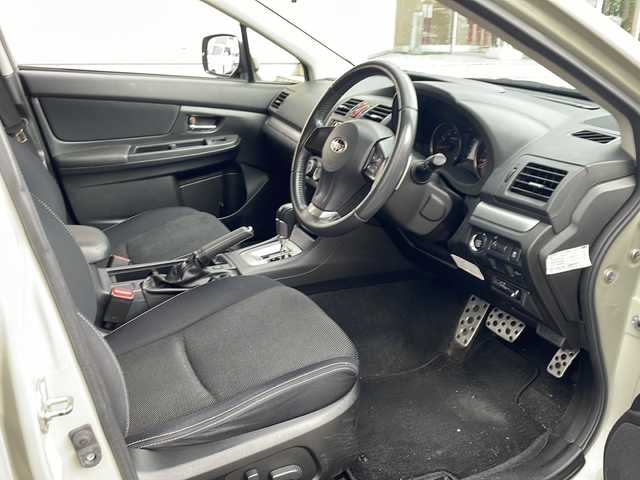 スバル インプレッサ ＸＶ 2．0i－L アイサイト 福井県 2012(平24)年 13.5万km デザートカーキ ４WD/社外メモリナビゲーション/（CD/DVD）/アイサイト/レーダークルーズコントロール/パドルシフト/ETC/HIDヘッドライト/フォグランプ/純正１７インチアルミホイール/D席パワーシート/オートライト/プッシュスタート/スマートキー/保証書/取扱説明書