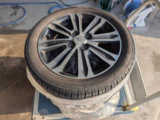 ダイハツ タント カスタム RS トップED SA Ⅲ 福井県 2017(平29)年 5.6万km パールホワイトⅢ 純正SDナビ/AM/FM/ワンセグ/BT/CD/AUX/バックカメラ/両側パワースライドドア/衝突被害軽減システム/後方コーナーセンサー/横滑り防止装置/盗難防止装置/アイドリングストップ/ETC/運転席シートヒーター/サンシェード/純正フロアマット/ダブル＋サイドエアバッグ/LEDヘッドライト/Fフォグ/オートマチックハイビーム/純正AW付きサマータイヤ積込/スマートキー