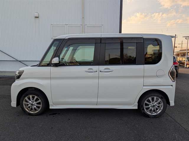 ダイハツ タント カスタム RS トップED SA Ⅲ 福井県 2017(平29)年 5.6万km パールホワイトⅢ 純正SDナビ/AM/FM/ワンセグ/BT/CD/AUX/バックカメラ/両側パワースライドドア/衝突被害軽減システム/後方コーナーセンサー/横滑り防止装置/盗難防止装置/アイドリングストップ/ETC/運転席シートヒーター/サンシェード/純正フロアマット/ダブル＋サイドエアバッグ/LEDヘッドライト/Fフォグ/オートマチックハイビーム/純正AW付きサマータイヤ積込/スマートキー