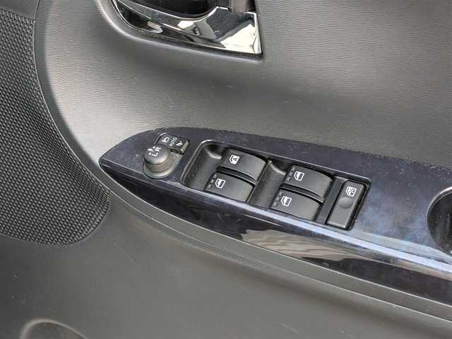 ダイハツ タント カスタム RS トップED SA Ⅲ 福井県 2017(平29)年 5.6万km パールホワイトⅢ 純正SDナビ/AM/FM/ワンセグ/BT/CD/AUX/バックカメラ/両側パワースライドドア/衝突被害軽減システム/後方コーナーセンサー/横滑り防止装置/盗難防止装置/アイドリングストップ/ETC/運転席シートヒーター/サンシェード/純正フロアマット/ダブル＋サイドエアバッグ/LEDヘッドライト/Fフォグ/オートマチックハイビーム/純正AW付きサマータイヤ積込/スマートキー