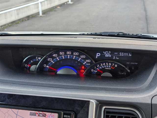 ダイハツ タント カスタム RS トップED SA Ⅲ 福井県 2017(平29)年 5.6万km パールホワイトⅢ 純正SDナビ/AM/FM/ワンセグ/BT/CD/AUX/バックカメラ/両側パワースライドドア/衝突被害軽減システム/後方コーナーセンサー/横滑り防止装置/盗難防止装置/アイドリングストップ/ETC/運転席シートヒーター/サンシェード/純正フロアマット/ダブル＋サイドエアバッグ/LEDヘッドライト/Fフォグ/オートマチックハイビーム/純正AW付きサマータイヤ積込/スマートキー