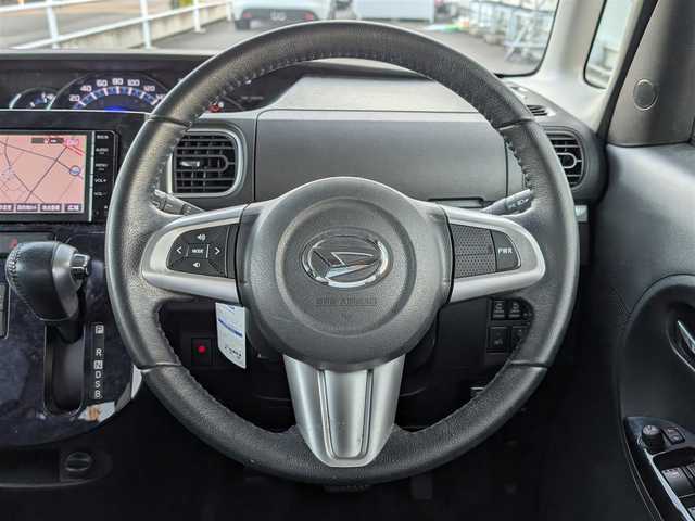 ダイハツ タント カスタム RS トップED SA Ⅲ 福井県 2017(平29)年 5.6万km パールホワイトⅢ 純正SDナビ/AM/FM/ワンセグ/BT/CD/AUX/バックカメラ/両側パワースライドドア/衝突被害軽減システム/後方コーナーセンサー/横滑り防止装置/盗難防止装置/アイドリングストップ/ETC/運転席シートヒーター/サンシェード/純正フロアマット/ダブル＋サイドエアバッグ/LEDヘッドライト/Fフォグ/オートマチックハイビーム/純正AW付きサマータイヤ積込/スマートキー