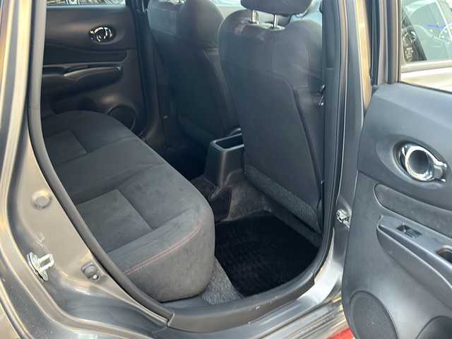 日産 ノート e－パワーニスモ S 大阪府 2019(令1)年 8.4万km ダークメタルグレー 衝突軽減システム　７型純正ナビ　全方位カメラ　フルセグＴＶ　Ｂｌｕｅｔｏｏｔｈ　ＣＤ　ＤＶＤ　前後コーナーセンサー　前後ドライブレコーダー　ＬＥＤヘッドライト　オートライト　オートハイビーム　ＥＴＣ　スマートキー　スペアキー　プッシュスタート　純正アルミホイール　純正フロアマット　取扱説明書　保証書