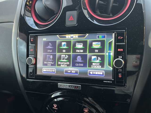 日産 ノート e－パワーニスモ S 大阪府 2019(令1)年 8.4万km ダークメタルグレー 衝突軽減システム　７型純正ナビ　全方位カメラ　フルセグＴＶ　Ｂｌｕｅｔｏｏｔｈ　ＣＤ　ＤＶＤ　前後コーナーセンサー　前後ドライブレコーダー　ＬＥＤヘッドライト　オートライト　オートハイビーム　ＥＴＣ　スマートキー　スペアキー　プッシュスタート　純正アルミホイール　純正フロアマット　取扱説明書　保証書