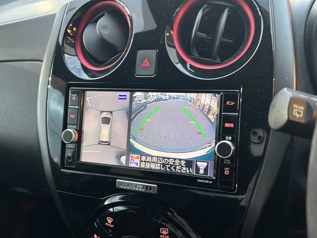 日産 ノート e－パワーニスモ S 大阪府 2019(令1)年 8.4万km ダークメタルグレー 衝突軽減システム　７型純正ナビ　全方位カメラ　フルセグＴＶ　Ｂｌｕｅｔｏｏｔｈ　ＣＤ　ＤＶＤ　前後コーナーセンサー　前後ドライブレコーダー　ＬＥＤヘッドライト　オートライト　オートハイビーム　ＥＴＣ　スマートキー　スペアキー　プッシュスタート　純正アルミホイール　純正フロアマット　取扱説明書　保証書