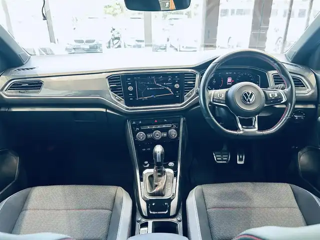 フォルクスワーゲン Ｔ－ロック TDI スポーツ 大阪府 2021(令3)年 1.5万km ピュアホワイト ワンオーナー/純正ナビ/バックカメラ/applecarplay/ACC/ブラインドスポット/純正18インチAW/LEDヘッドライト/電動リアゲート/クリアランスソナー/パドルシフト/ルーフレール/ハーフ革/シートヒーター/ETC/ドラレコ