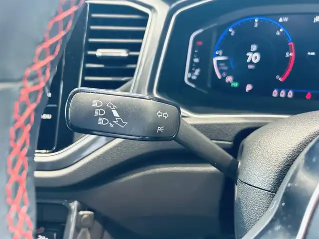 フォルクスワーゲン Ｔ－ロック TDI スポーツ 大阪府 2021(令3)年 1.5万km ピュアホワイト ワンオーナー/純正ナビ/バックカメラ/applecarplay/ACC/ブラインドスポット/純正18インチAW/LEDヘッドライト/電動リアゲート/クリアランスソナー/パドルシフト/ルーフレール/ハーフ革/シートヒーター/ETC/ドラレコ