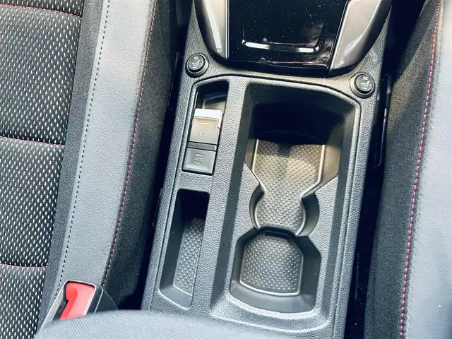 フォルクスワーゲン Ｔ－ロック TDI スポーツ 大阪府 2021(令3)年 1.5万km ピュアホワイト ワンオーナー/純正ナビ/バックカメラ/applecarplay/ACC/ブラインドスポット/純正18インチAW/LEDヘッドライト/電動リアゲート/クリアランスソナー/パドルシフト/ルーフレール/ハーフ革/シートヒーター/ETC/ドラレコ