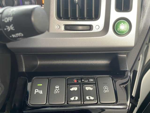 ホンダ ステップワゴン スパーダ Z クールスピリット 東京都 2013(平25)年 5.2万km ホワイトオーキッドパール 前ドラレコ/クルーズコントロール/両側パワースライドドア/フリップダウンモニター/バックカメラ/クリアランスソナー/ブレーキアシスト/横滑り防止装置/VSA/キセノンライト