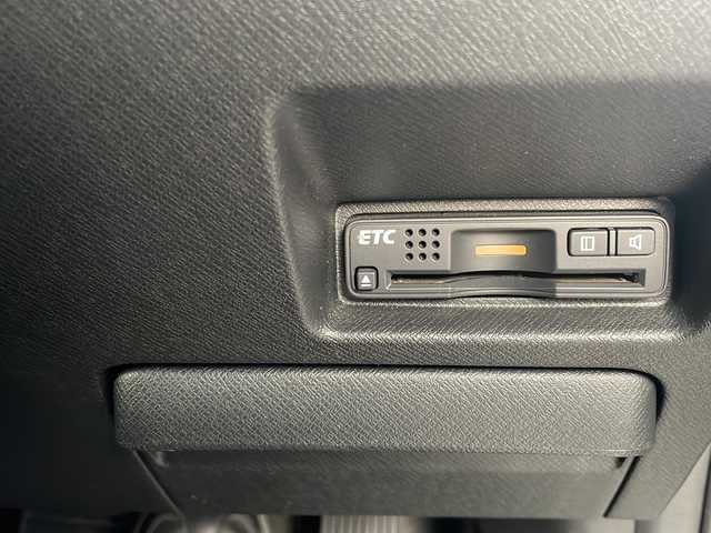 ホンダ ステップワゴン スパーダ Z クールスピリット 東京都 2013(平25)年 5.2万km ホワイトオーキッドパール 前ドラレコ/クルーズコントロール/両側パワースライドドア/フリップダウンモニター/バックカメラ/クリアランスソナー/ブレーキアシスト/横滑り防止装置/VSA/キセノンライト