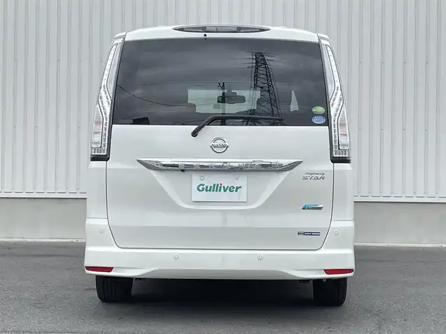 日産 セレナ HWS S HV Vセレ +Sefty 群馬県 2015(平27)年 3.6万km ブリリアントホワイトパール エマージェンシーブレーキ/社外8インチSDナビ/(CD/DVD/BT)/全方位カメラ/フルセグTV/両側パワースライドドア/クルーズコントロール/ETC/LEDヘッドライト/革巻きステアリング/プッシュスタート/保証書/取説