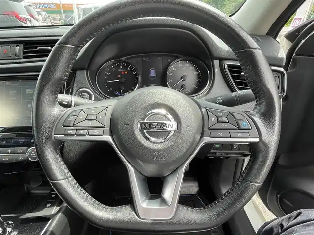 日産 エクストレイル ハイブリッド モード・プレミア 青森県 2018(平30)年 5.7万km ブリリアントホワイトパール パートタイム4WD/純正９インチナビ/(CD/Blu-ray/BT/USB/iPod/HDMI)/バックカメラ/ETC/サンルーフ/プロパイロット/コーナーセンサー/前後ドライブレコーダー/レザーシート/全席シートヒーター/オートライト/LEDヘッドライト/フォグランプ/前後コーナーセンサー/電動リアゲート/電動パーキングブレーキ/オートホールド/ルーフレール/ダウンヒルアシスト/ステアリングリモコン/革巻きステアリング/スマートキー/電動格納ミラー/純正ドアバイザー/純正フロアマット/純正アルミ１９インチ