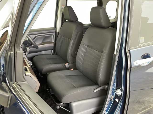 トヨタ タンク G 新潟県 2019(平31)年 2.8万km レーザーブルークリスタルシャイン 純正SDナビ/(NSZT-W68T)/(フルセグTV/CD/DVD/Bluetooth)/バックカメラ/クルーズコントロール/ABS/横滑り防止装置/衝突被害軽減システム/コーナーセンサー(前後)/オートマチックハイビーム/ETC2.0/ドライブレコーダー(前方のみ)/シートヒーターD＋N席/両側パワースライドドア