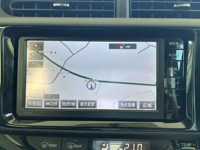 トヨタ アクア G 長崎県 2014(平26)年 8.4万km ディープアメジストマイカメタリック トヨタ純正SDナビ(FM/AM/CD/DVD/BT/TV)/ETC/ドライブモードセレクト/ステアリングリモコン/社外シフトレバー/バックカメラ/純正フロアマット/LMSport15インチアルミホイール/オートライト/手動光軸調整ダイヤル/車両接近通報/クルーズコントロール/ABS/VSC/イモビライザーシステム/スマートキー/SRSダブルエアバッグ/ISOFIX/取扱説明書/記録簿/保証書