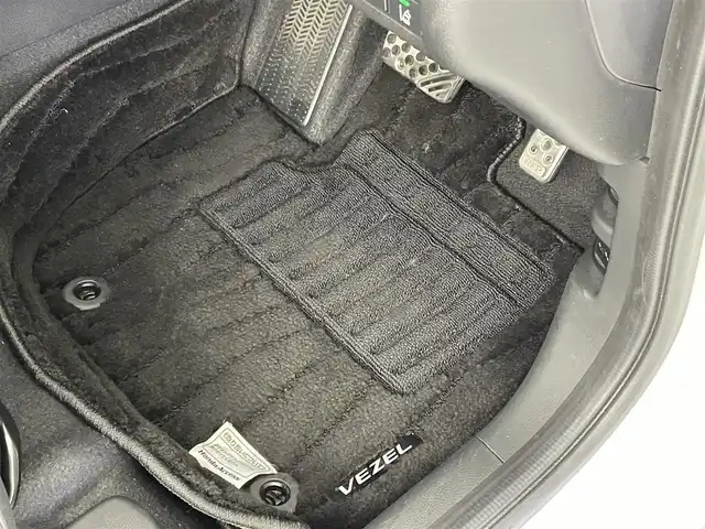 ホンダ ヴェゼル ハイブリッド RS ホンダセンシング 群馬県 2018(平30)年 3万km プラチナホワイトパール 純正ナビ　バックカメラ　衝突軽減　アダプティブクルーズコントロール　レーンアシスト　シートヒーター　横滑り防止　アイドリングストップ　ETC　オートライト　スマートキー　プッシュスタート　禁煙車