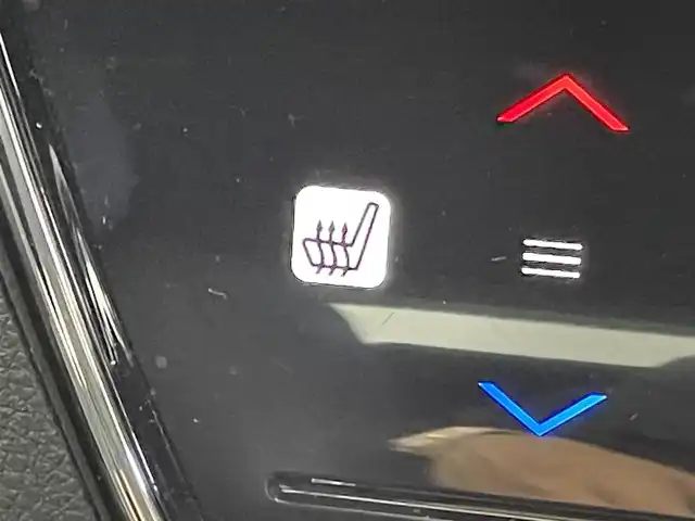 ホンダ ヴェゼル ハイブリッド RS ホンダセンシング 群馬県 2018(平30)年 3万km プラチナホワイトパール 純正ナビ　バックカメラ　衝突軽減　アダプティブクルーズコントロール　レーンアシスト　シートヒーター　横滑り防止　アイドリングストップ　ETC　オートライト　スマートキー　プッシュスタート　禁煙車