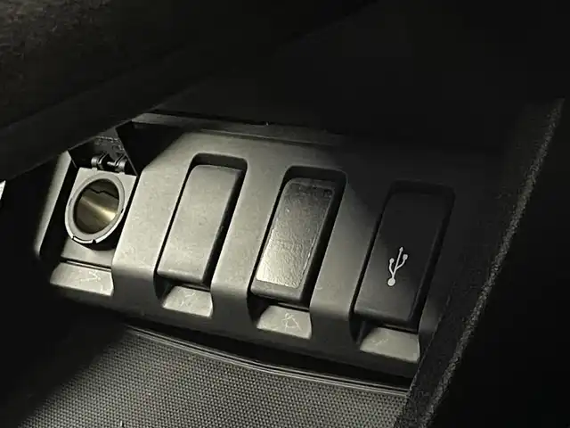 ホンダ ヴェゼル ハイブリッド RS ホンダセンシング 群馬県 2018(平30)年 3万km プラチナホワイトパール 純正ナビ　バックカメラ　衝突軽減　アダプティブクルーズコントロール　レーンアシスト　シートヒーター　横滑り防止　アイドリングストップ　ETC　オートライト　スマートキー　プッシュスタート　禁煙車