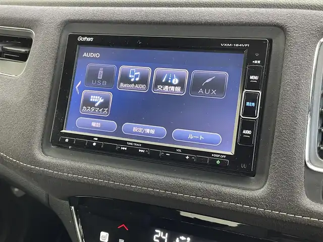 ホンダ ヴェゼル ハイブリッド RS ホンダセンシング 群馬県 2018(平30)年 3万km プラチナホワイトパール 純正ナビ　バックカメラ　衝突軽減　アダプティブクルーズコントロール　レーンアシスト　シートヒーター　横滑り防止　アイドリングストップ　ETC　オートライト　スマートキー　プッシュスタート　禁煙車