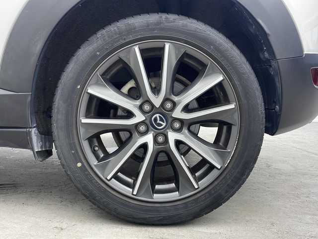 マツダ ＣＸ－３ XD ツーリング 大阪府 2017(平29)年 3.7万km クリスタルホワイトパールマイカ 純正ナビ/・フルセグTV/・Bluetooth/・CD/DVD/・USB接続/ヘッドアップディスプレイ(HUD)/バックカメラ/セーフティーサポート/レーダークルーズコントロール/衝突軽減システム/黒レザーシート/LEDヘッドライト/スマートキー/純正18インチアルミホイール