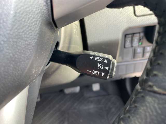 ダイハツ トール カスタムG SAⅡ 愛知県 2017(平29)年 5.8万km 青 スマートアシストII/純正ナビ/全方位カメラ/両側パワースライドドア/コーナーセンサー/純正アルミホイール/ＥＴＣ/LEDヘッドライト/レーンキープアシスト/ドライブレコーダー/衝突軽減システム/フルセグ/CD DVD/Bluetooth/ステアリングスイッチ/スマートキー/プッシュスタート