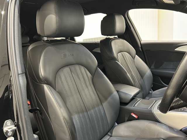 アウディ Ａ６ アバント 2.0 TFSI クワトロS Line 新潟県 2017(平29)年 4万km ミトスブラックメタリック オプション/Sラインパッケージ/・S line スポーツサスペンション/・アルミホイール 5ツインスポークデザイン/・スポーツシート（フロント）/・ヘッドライニング ブラック/・ステアリングホイール 3スポークレザー/・バルコナレザー S lineロゴ/マトリクスLEDヘッドライト/リアコンフォート＋パッケージ/・4ゾーンデラックスオートマチック/・フロアマット（フロント/リヤ）/・ラゲッジキット/・電動チルト/テレスコピックステアリングコラム/・シートヒーター（フロント/リヤ）/アシスタンスパッケージ/・アウディサイドアシスト/・アウディアクティブレーンアシスト/・アダプティブクルーズコントロール/標準装備/・BOSE サラウンドサウンドシステム/・MMIナビゲーション/・USB入力/・Bluetooth/・TVチューナー/・リヤビューカメラ/・パーキングセンサー/ドライブレコーダー