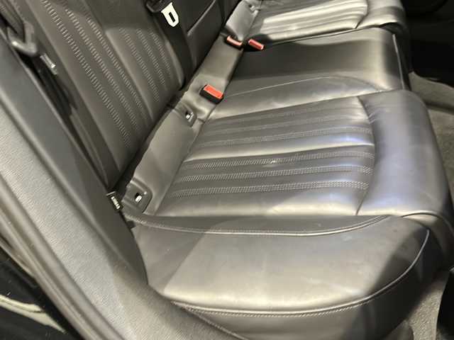 アウディ Ａ６ アバント 2.0 TFSI クワトロS Line 新潟県 2017(平29)年 4万km ミトスブラックメタリック オプション/Sラインパッケージ/・S line スポーツサスペンション/・アルミホイール 5ツインスポークデザイン/・スポーツシート（フロント）/・ヘッドライニング ブラック/・ステアリングホイール 3スポークレザー/・バルコナレザー S lineロゴ/マトリクスLEDヘッドライト/リアコンフォート＋パッケージ/・4ゾーンデラックスオートマチック/・フロアマット（フロント/リヤ）/・ラゲッジキット/・電動チルト/テレスコピックステアリングコラム/・シートヒーター（フロント/リヤ）/アシスタンスパッケージ/・アウディサイドアシスト/・アウディアクティブレーンアシスト/・アダプティブクルーズコントロール/標準装備/・BOSE サラウンドサウンドシステム/・MMIナビゲーション/・USB入力/・Bluetooth/・TVチューナー/・リヤビューカメラ/・パーキングセンサー/ドライブレコーダー