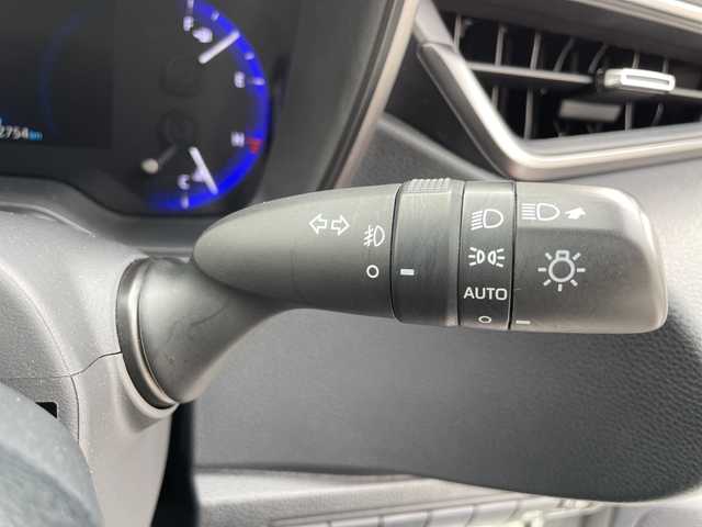 トヨタ カローラツーリング ハイブリッド ダブルバイビー 三重県 2020(令2)年 4.3万km ホワイトパールクリスタルシャイン 登録時42719km/純正７インチＴ－ｃｏｎｎｅｃｔナビ/・Bluetooth・Miracast・AM/FM・USB/トヨタセーフティセンスシステム/・プリクラッシュセーフティシステム/・レーントレーシングアシスト/・ロードサインアシスト/・AUTOライト/・オートマチックハイビーム/・前後コーナーセンサー/・レーダークルーズコントロール/バックカメラ/ＡＣ１００Ｖ電源/ＳＯＳスイッチ/ハーフレザーシート/ビルドインETC/電動パーキングブレーキ/ブレーキホールド/純正フロアマット/ドアバイザー/LEDヘッドライト