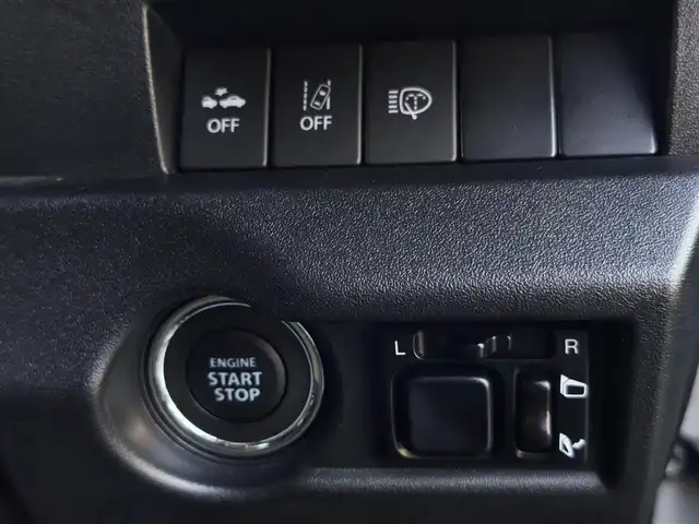 スズキ ジムニー シエラ JC 熊本県 2021(令3)年 1.5万km ミディアムグレー ワンオーナー/1インチリフトアップ車/ルーフキャリア/サイドステップバー/リアラダー/サイドラック（ロトパックス）/社外8インチナビ（CN-RZ865）/【フルセグTV/Bluetooth再生/CD/DVD】/車線逸脱警報システム/デュアルセンサーブレーキサポート/シートヒーター/LEDオートライト/フォグライト/ビルトインETC/純正15インチAW/純正フロアマット/ドアバイザー/保証書/取扱説明書